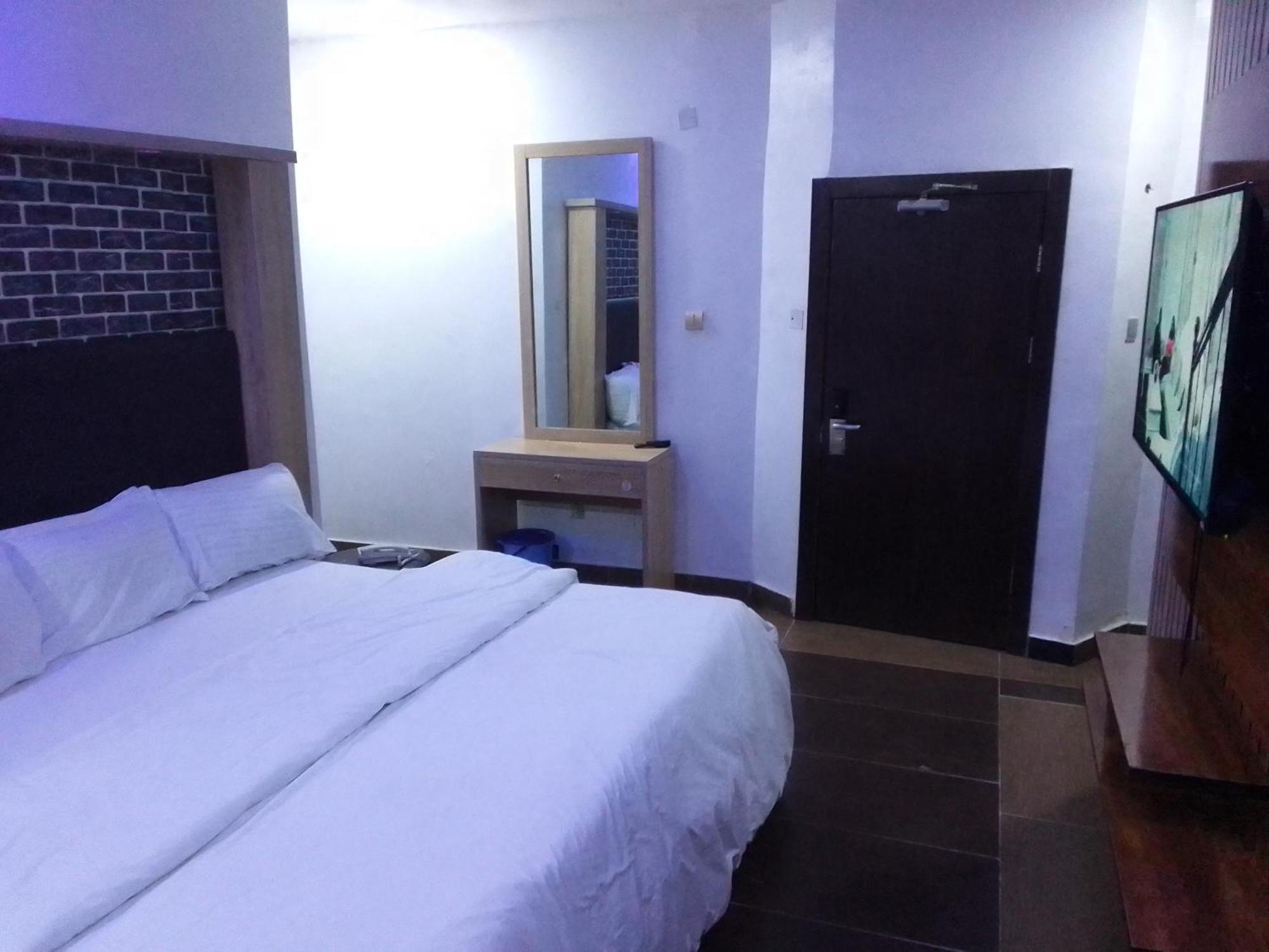 Hotel Exclusive Mansion Lekki Phase 1 Ilado Exterior foto